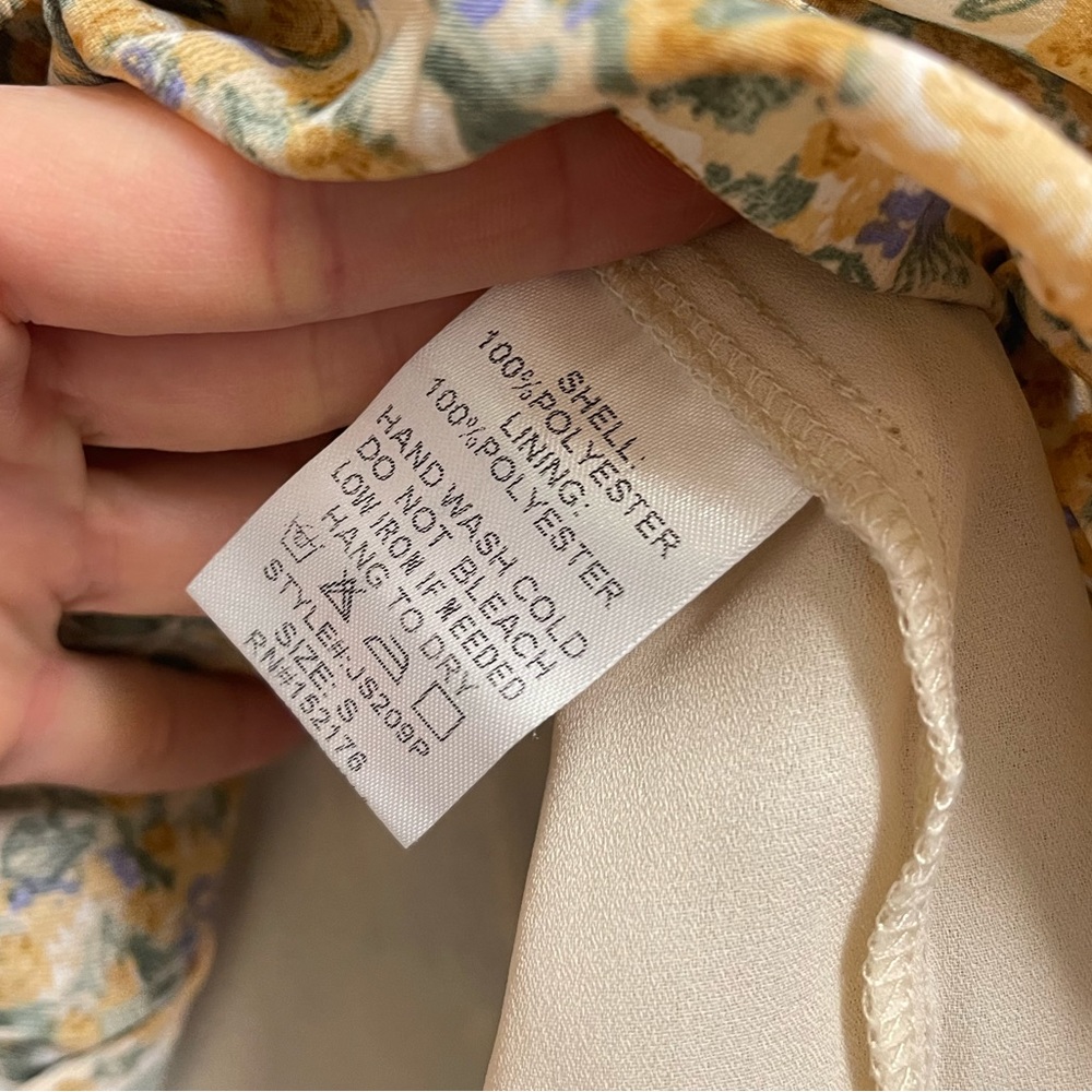 Reset Smocked and Tiered Floral Skirt - Picture 7 of 9